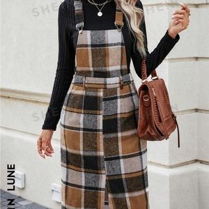 Plaid jumper. Like New!